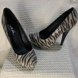 MIA Mara Zebra/Black Sequin stiletto pumps